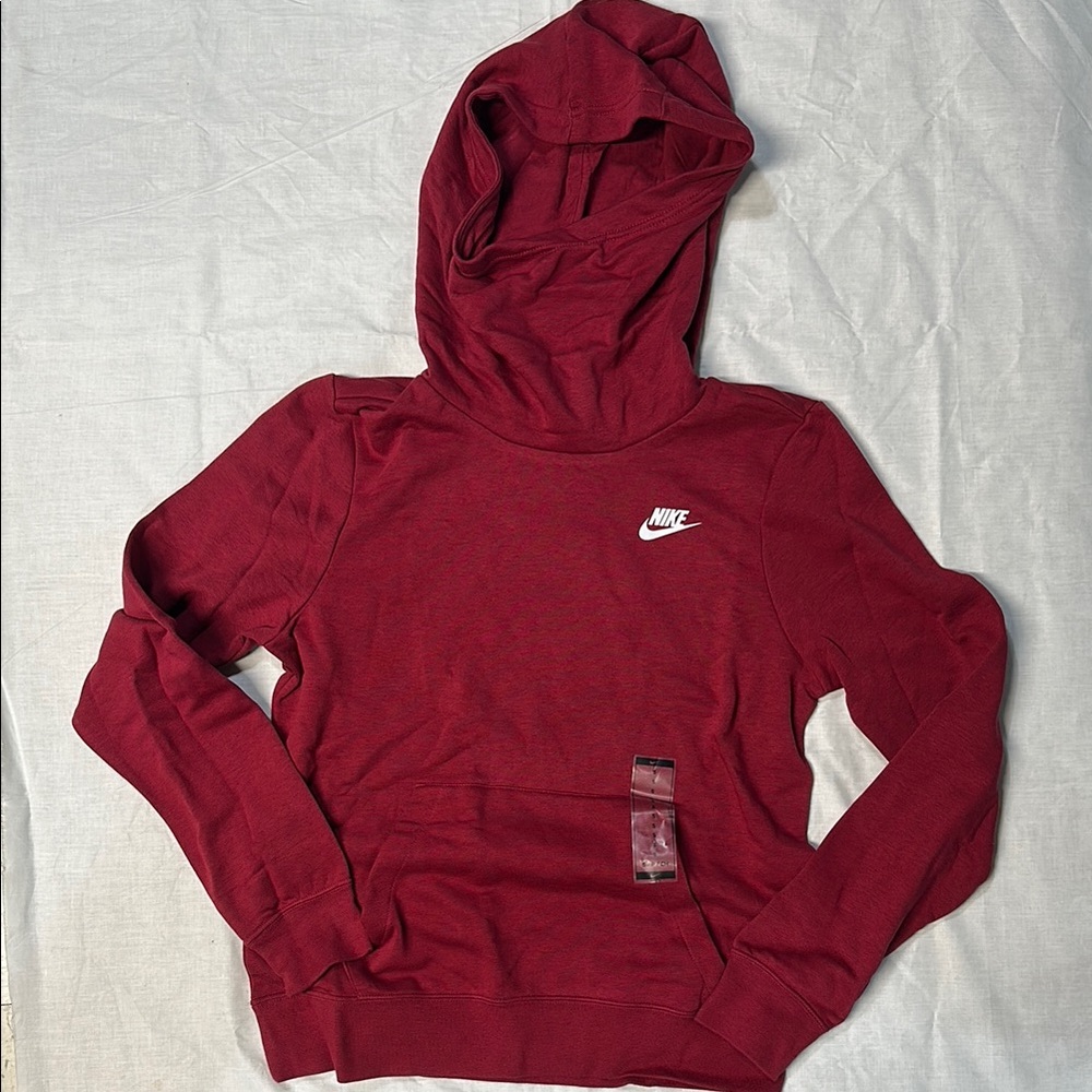 NWT Nike Women's club fleece Burgundy Hoodie. Big hood. Womens size small